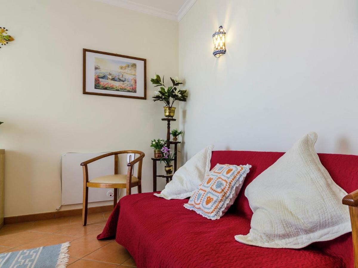 This Warm And Comfortable Apartment Lagos Chambre photo