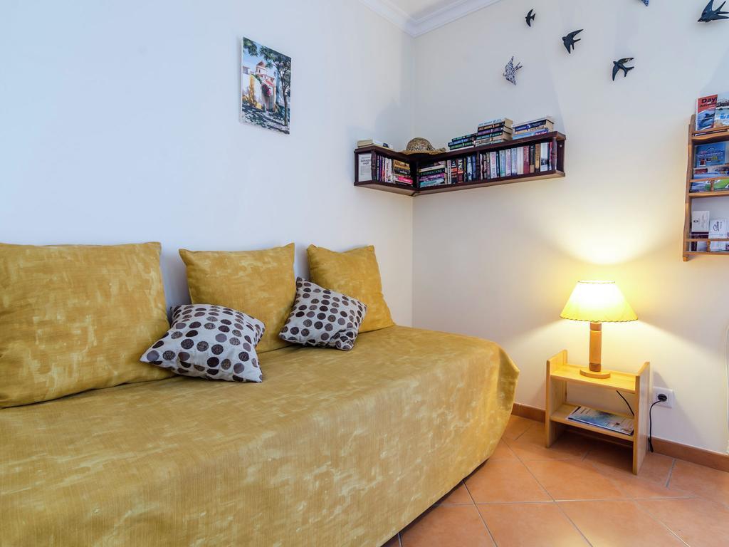 This Warm And Comfortable Apartment Lagos Chambre photo